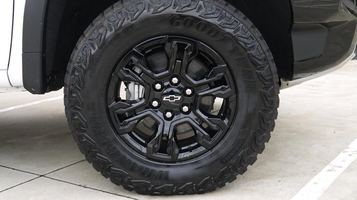 2025 Chevrolet Silverado 1500 ZR2 W/Tech Pack