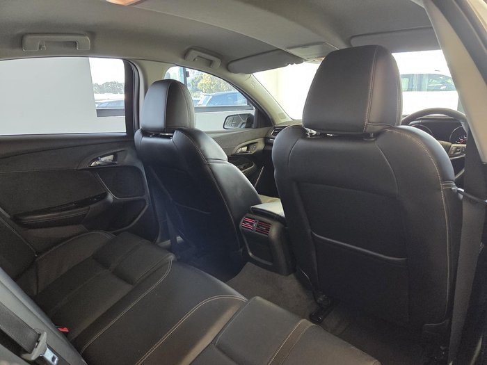 2015 Holden Commodore SS V