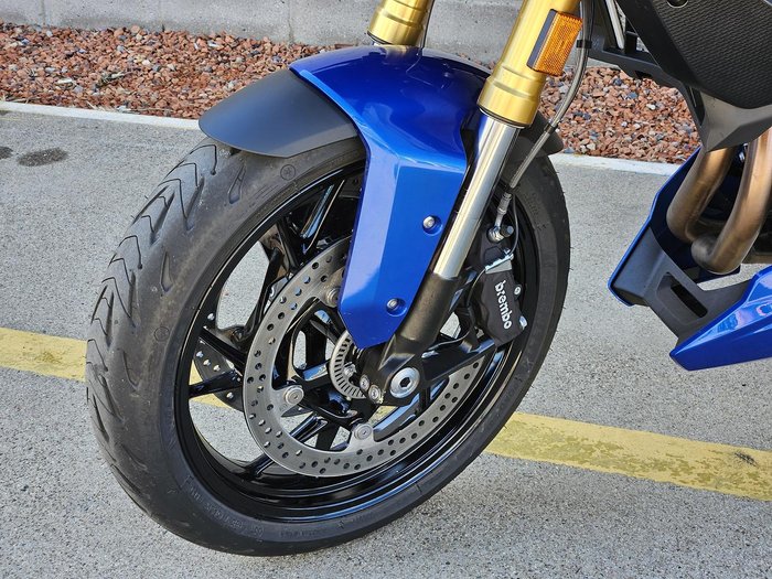 2023 BMW F 900 XR Sport