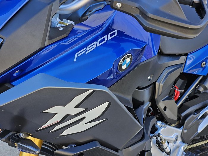 2023 BMW F 900 XR Sport