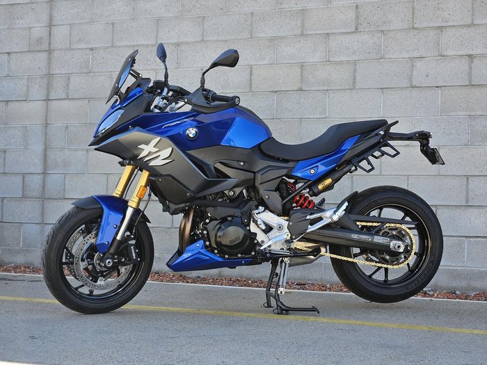 2023 BMW F 900 XR Sport