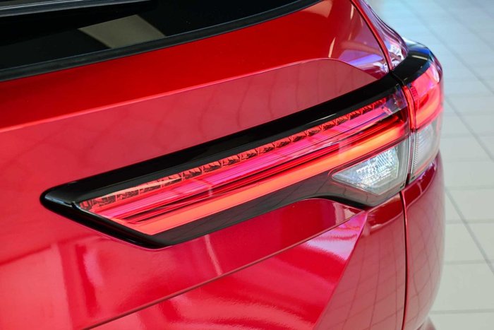 2025 Mitsubishi Outlander LS