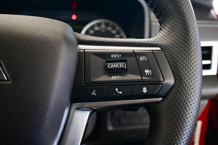 2025 Mitsubishi Outlander LS