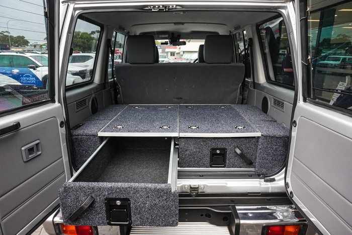 2023 Toyota Landcruiser GXL