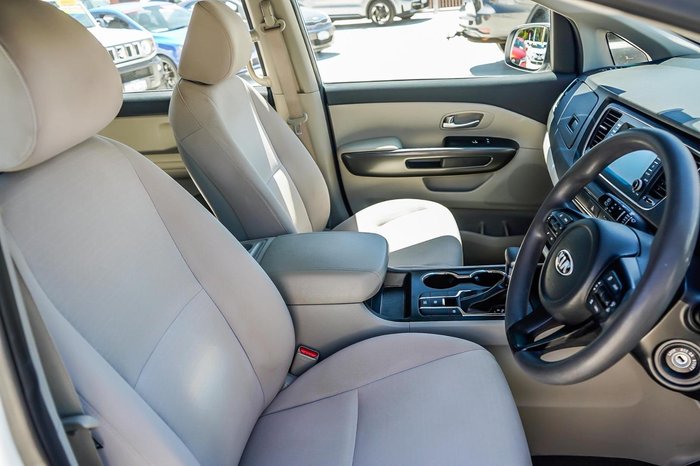 2019 Kia Carnival S