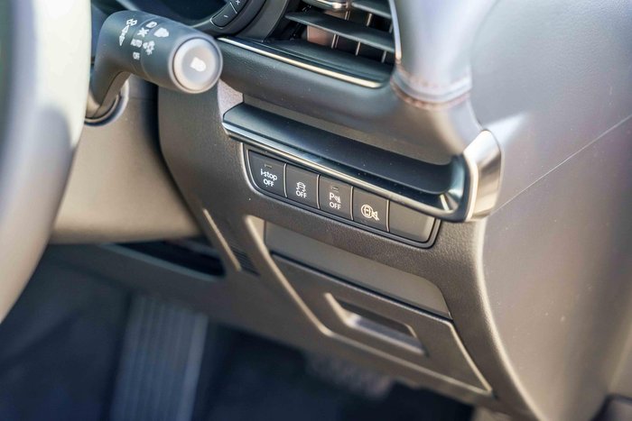 2025 Mazda 3 G20 Evolve