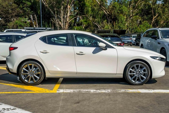 2025 Mazda 3 G20 Evolve