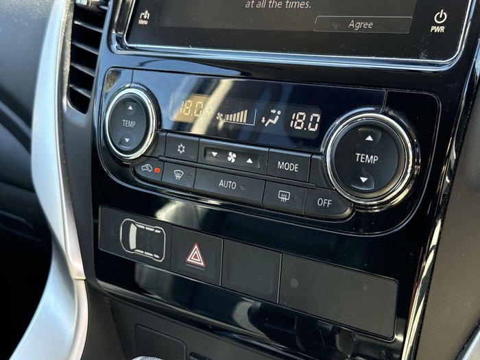 2016 Mitsubishi Pajero Sport GLS