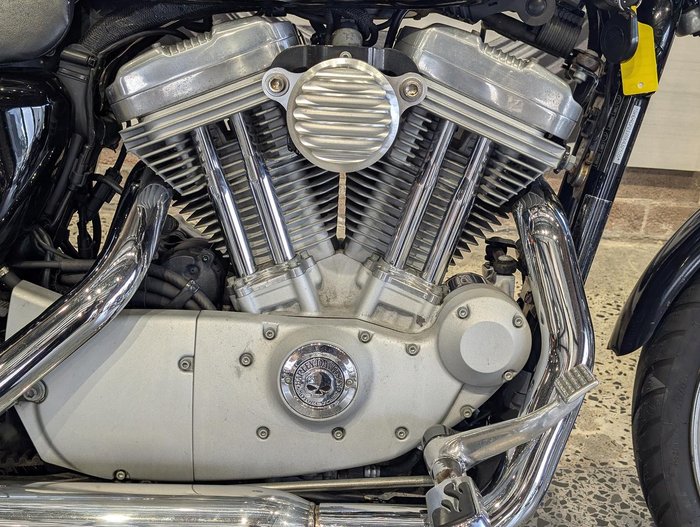 2008 Harley-Davidson Sportster 883 Custom (XL883C) Sportster Black