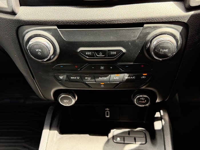 2018 Ford Everest Ambiente