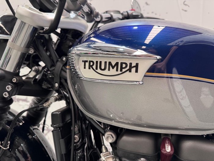 2025 Triumph Bonneville Speedmaster Speedmaster Blue