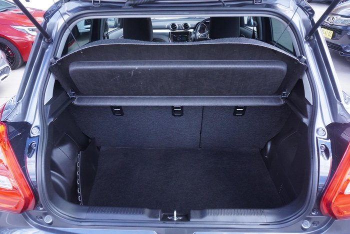 2018 Suzuki Swift GL Navigator