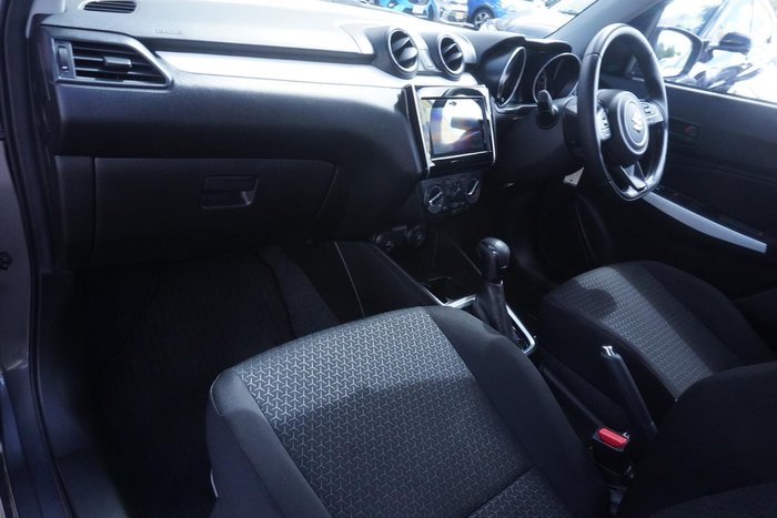 2018 Suzuki Swift GL Navigator