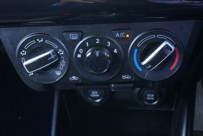 2018 Suzuki Swift GL Navigator