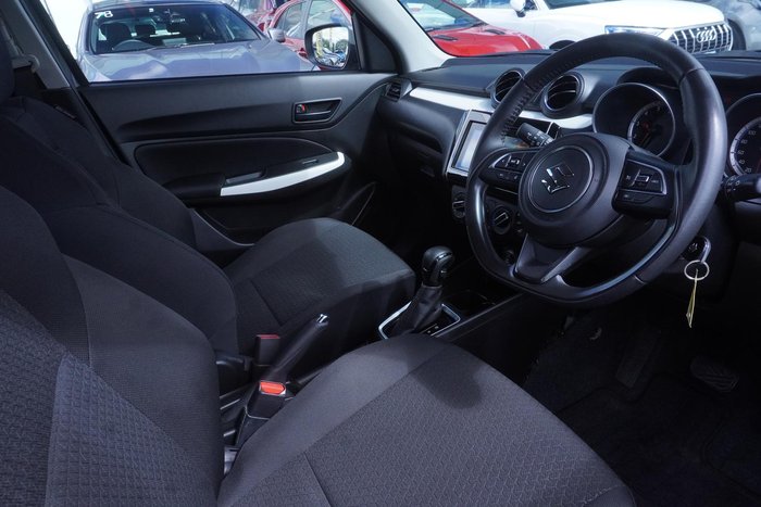 2018 Suzuki Swift GL Navigator