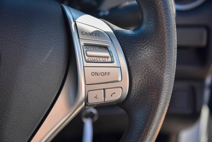 2019 Nissan Navara SL