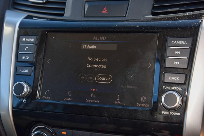 2019 Nissan Navara SL