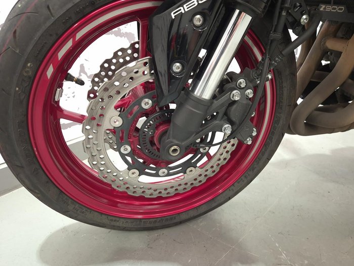 2024 Kawasaki Z900 (ZR900F) Z Black