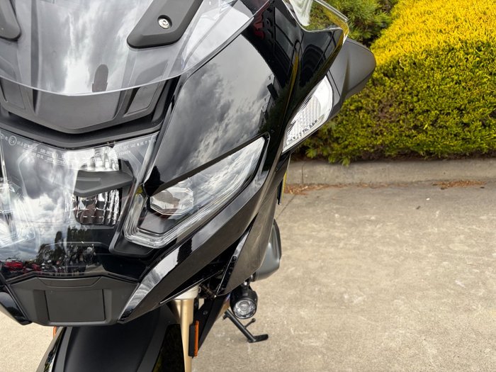 2023 BMW Motorrad R 1250 RT Black