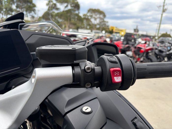 2023 BMW Motorrad R 1250 RT Black