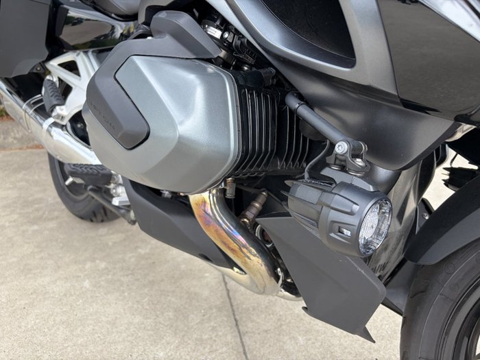 2023 BMW Motorrad R 1250 RT Black