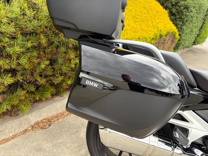 2023 BMW Motorrad R 1250 RT Black