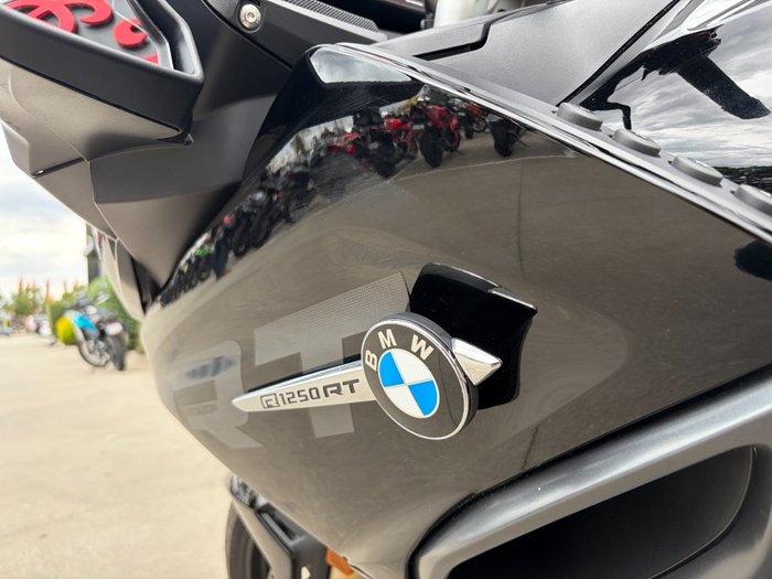 2023 BMW Motorrad R 1250 RT Black