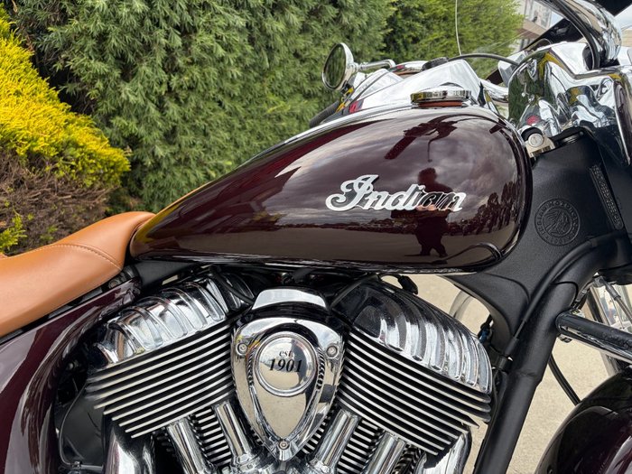 2021 Indian CHIEF VINTAGE CRIMSON METALLIC TOURER Maroon