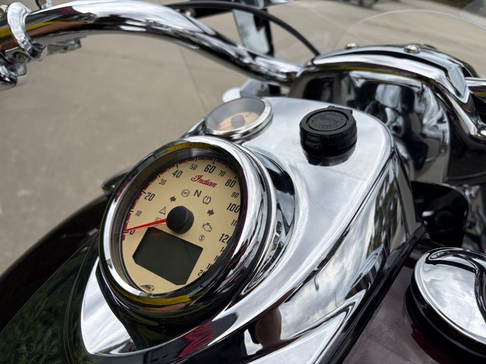 2021 Indian CHIEF VINTAGE CRIMSON METALLIC TOURER Maroon