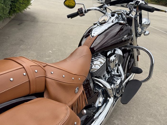 2021 Indian CHIEF VINTAGE CRIMSON METALLIC TOURER Maroon