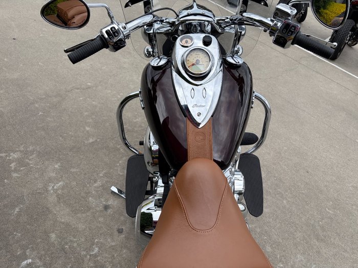 2021 Indian CHIEF VINTAGE CRIMSON METALLIC TOURER Maroon