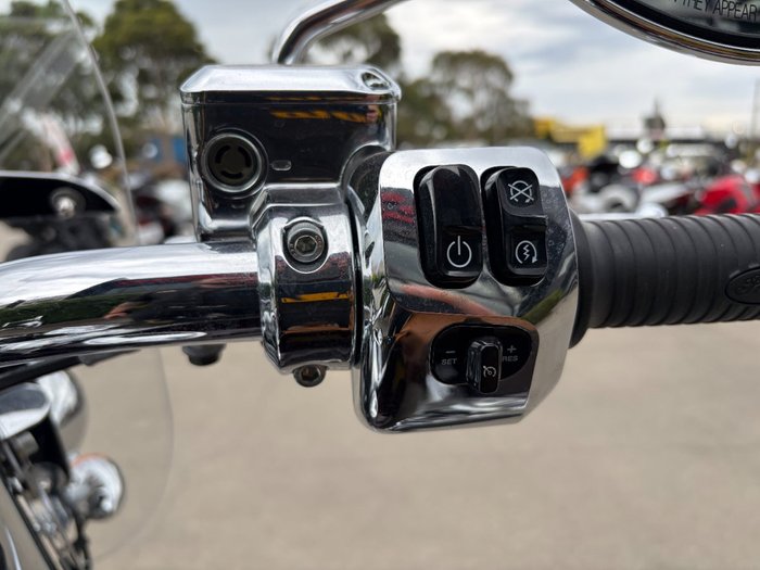 2021 Indian CHIEF VINTAGE CRIMSON METALLIC TOURER Maroon