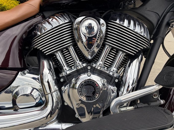 2021 Indian CHIEF VINTAGE CRIMSON METALLIC TOURER Maroon