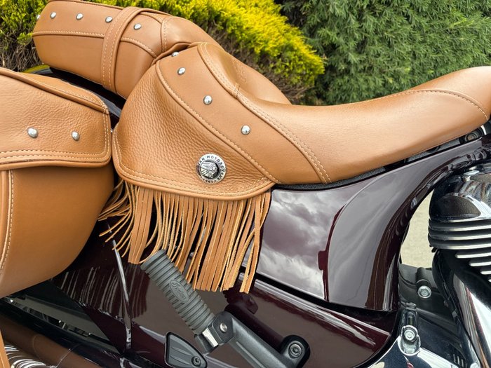 2021 Indian CHIEF VINTAGE CRIMSON METALLIC TOURER Maroon