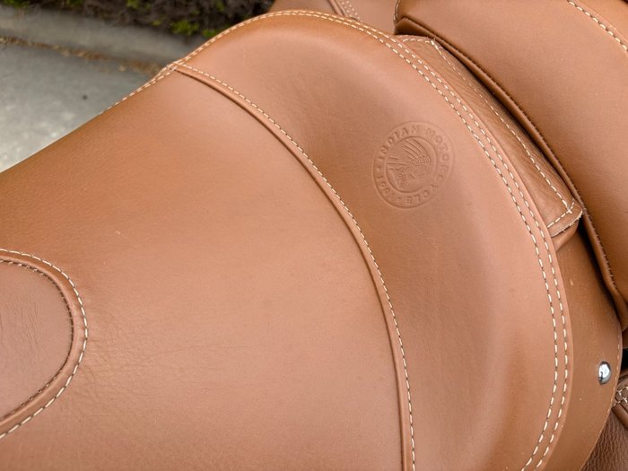 2021 Indian CHIEF VINTAGE CRIMSON METALLIC TOURER Maroon