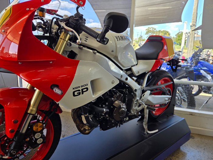 2025 Yamaha XSR900GP (MTM890ASP)