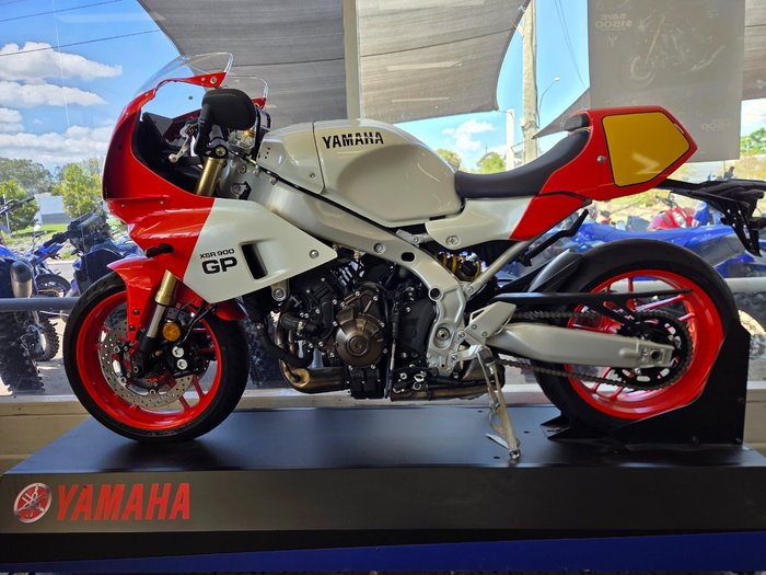 2025 Yamaha XSR900GP (MTM890ASP)