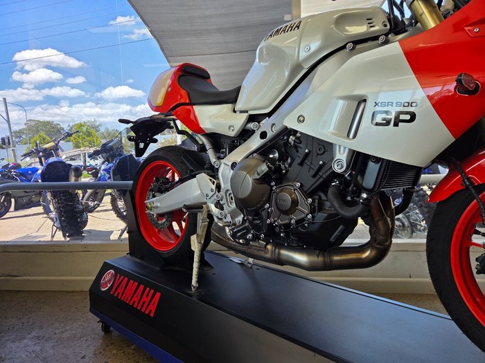 2025 Yamaha XSR900GP (MTM890ASP)