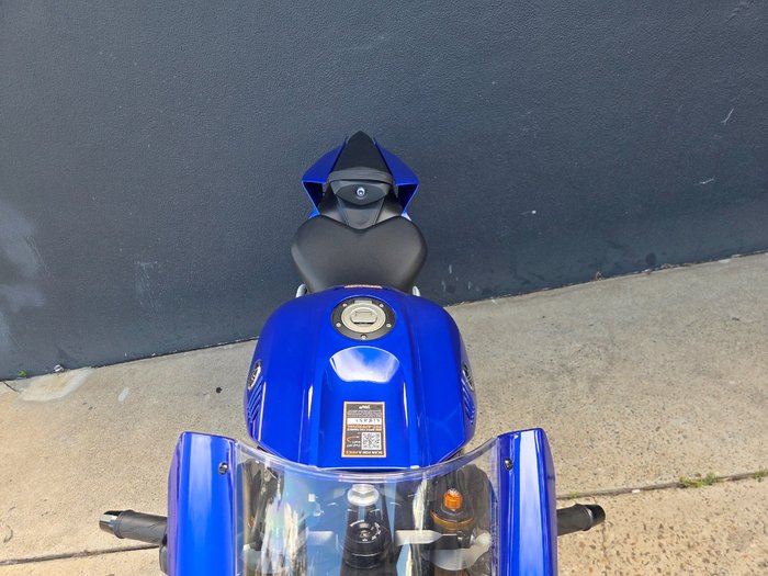 2025 Yamaha YZF-R7LA