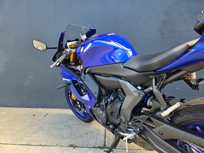 2025 Yamaha YZF-R7LA