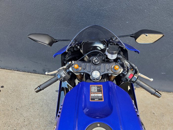 2025 Yamaha YZF-R7LA