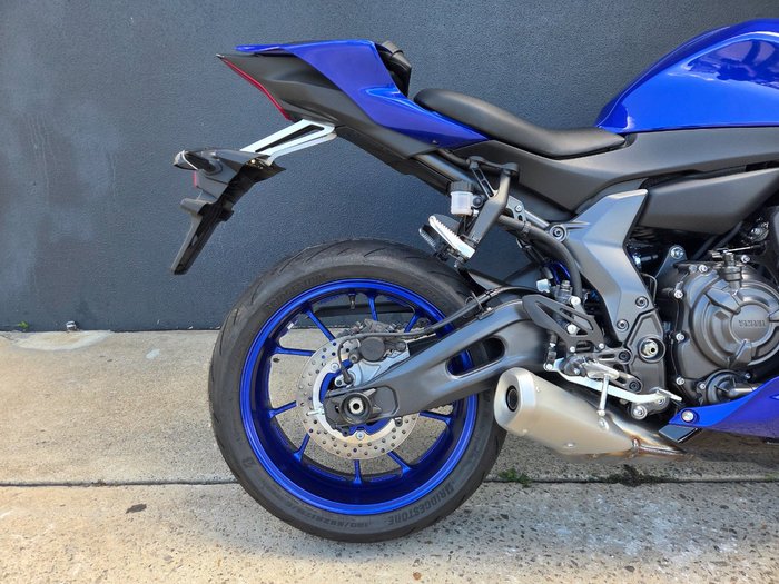 2025 Yamaha YZF-R7LA