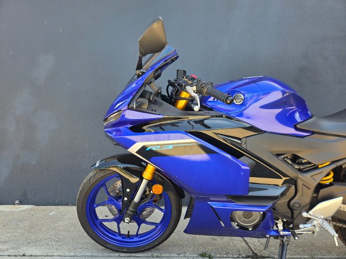 2025 Yamaha YZF-R3
