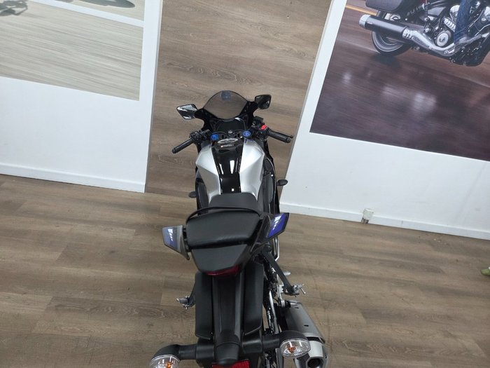 2024 Yamaha YZF-R15M