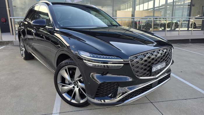 2025 Genesis GV70 2.5T SIGNATURE