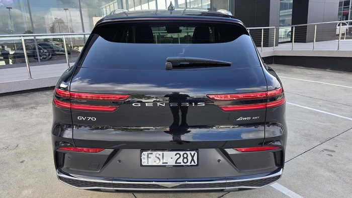 2025 Genesis GV70 2.5T SIGNATURE