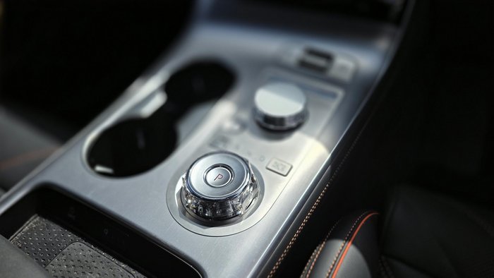 2025 Genesis GV70 3.5T SIGNATURE SPORT