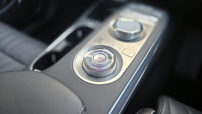 2024 Genesis GV70 2.5T AWD