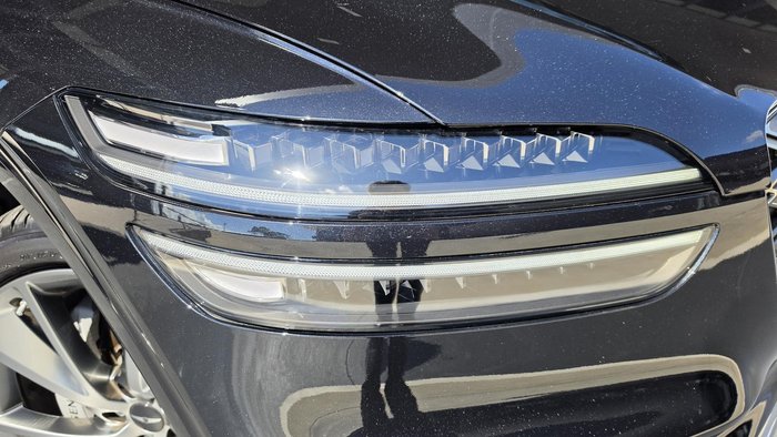 2025 Genesis GV70 2.5T SIGNATURE