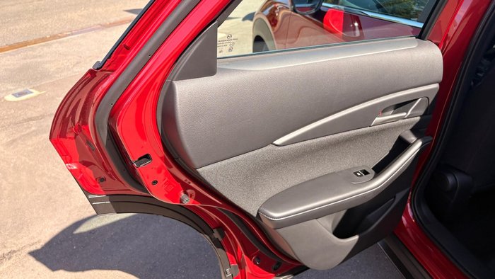 2025 Mazda CX-30 G20 Evolve